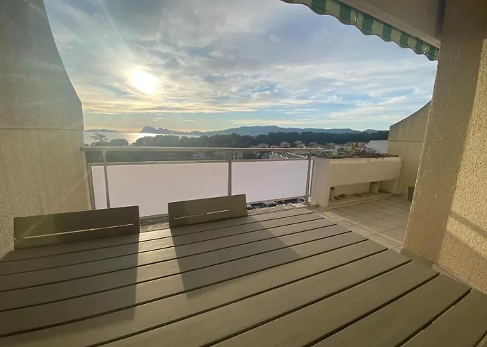 Baie Des Anges Yourhosthelper